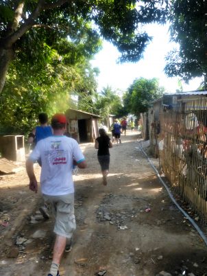 Phnom Penh Hash House Harriers coming through